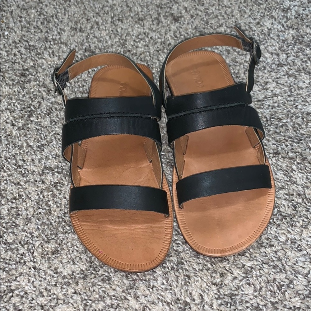 Olukai strappy sandals